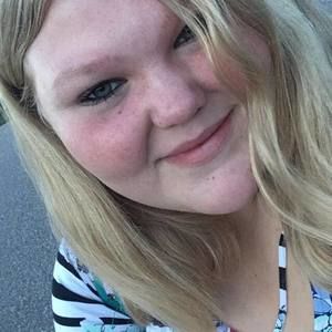 Meet your Posher, Cortney